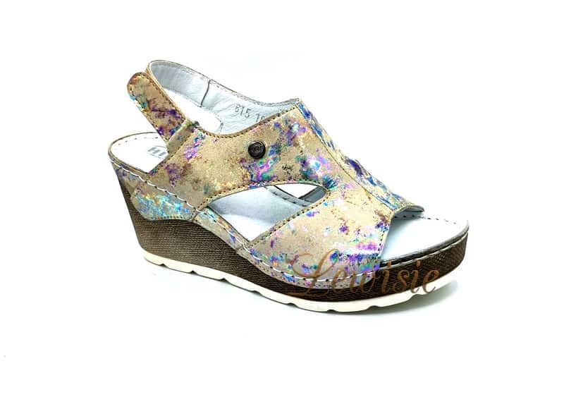 Hilby 615 F53 Beige Dámský sandál na klínku vel. 37 a 38
